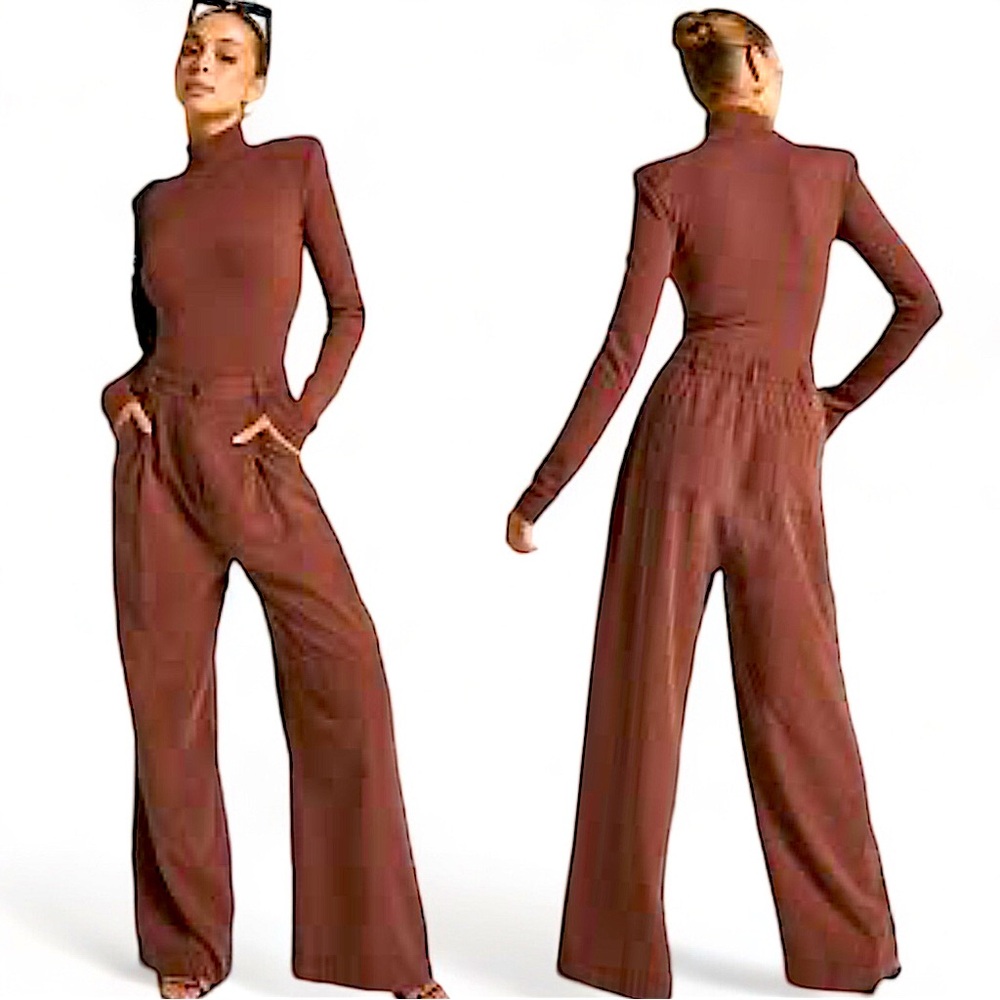WeWoreWhat Ultra High Wide-Leg Pleated Dress Pants Trousers Size 6